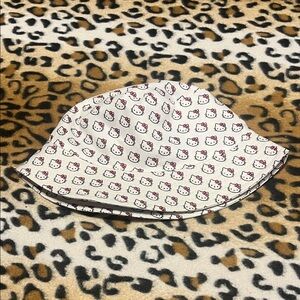 Claire's White and Red Hello Kitty Hat